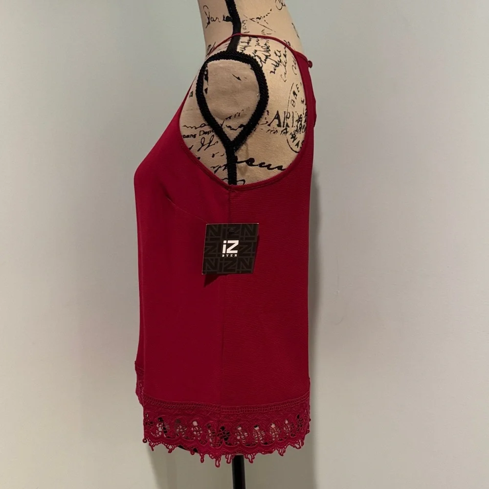 iZ Byer size small Lace-Hem Camisole Tank Top - Picture 3 of 5